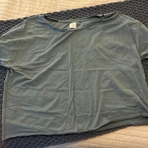 Barre 3 Distressed Crop Tshirt - Large